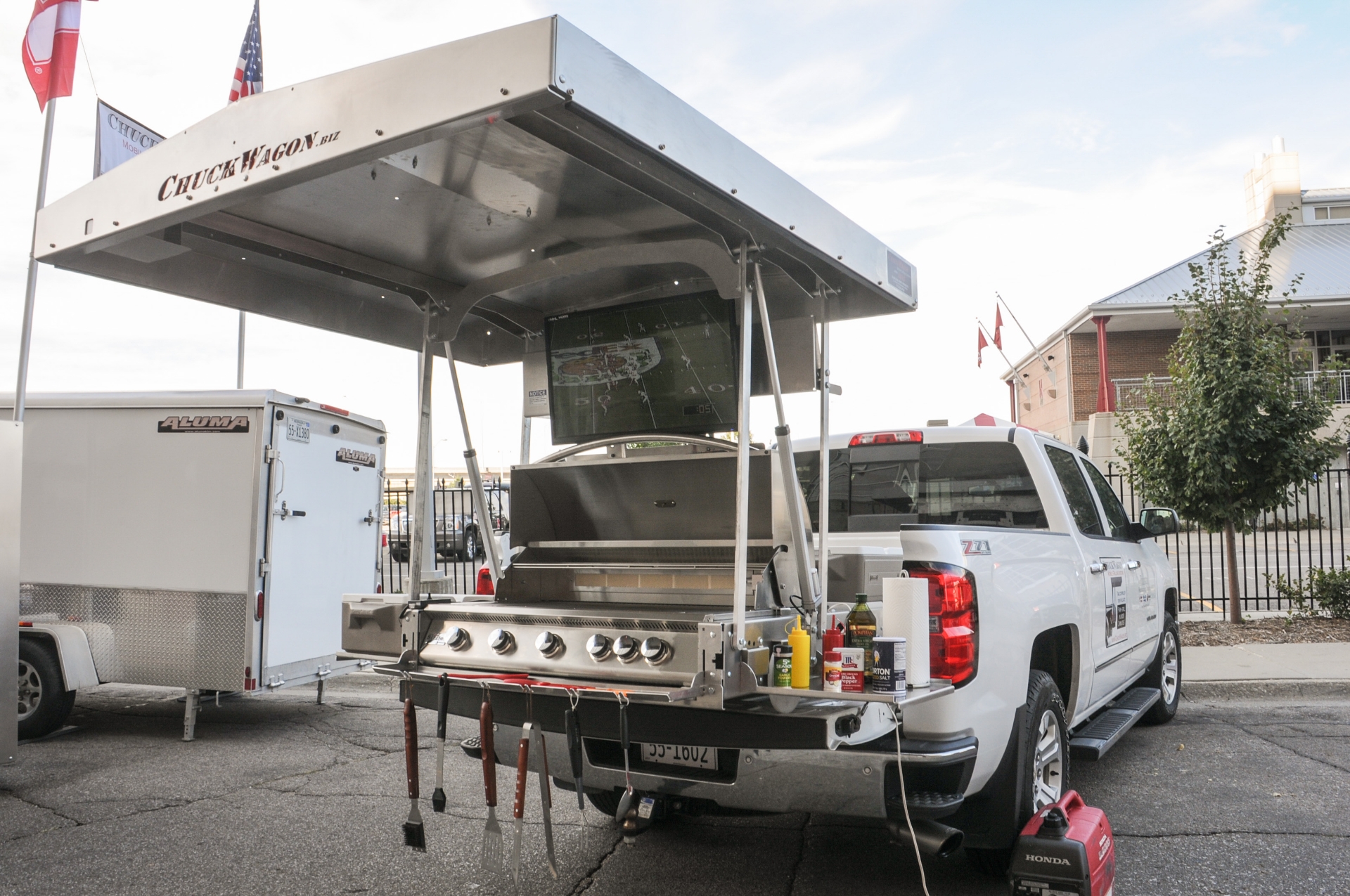 Picture of Chuckwagon Tailgate!